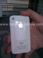 iphone 3gs surchauffe rose 1 148x200 - L&#039;iPhone 3GS surchauffe et devient rose