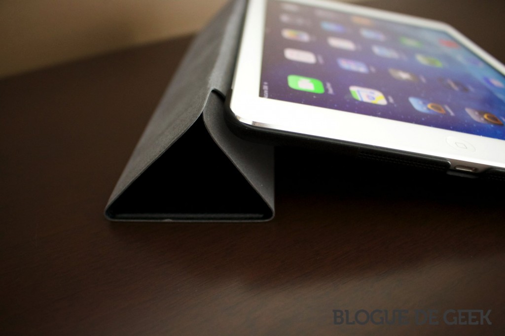 IMG 0254 imp 1024x682 - Étui Slimline pour iPad Air de Poetic [Test]